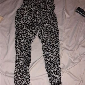 Brandy Melville flowy pants/joggers